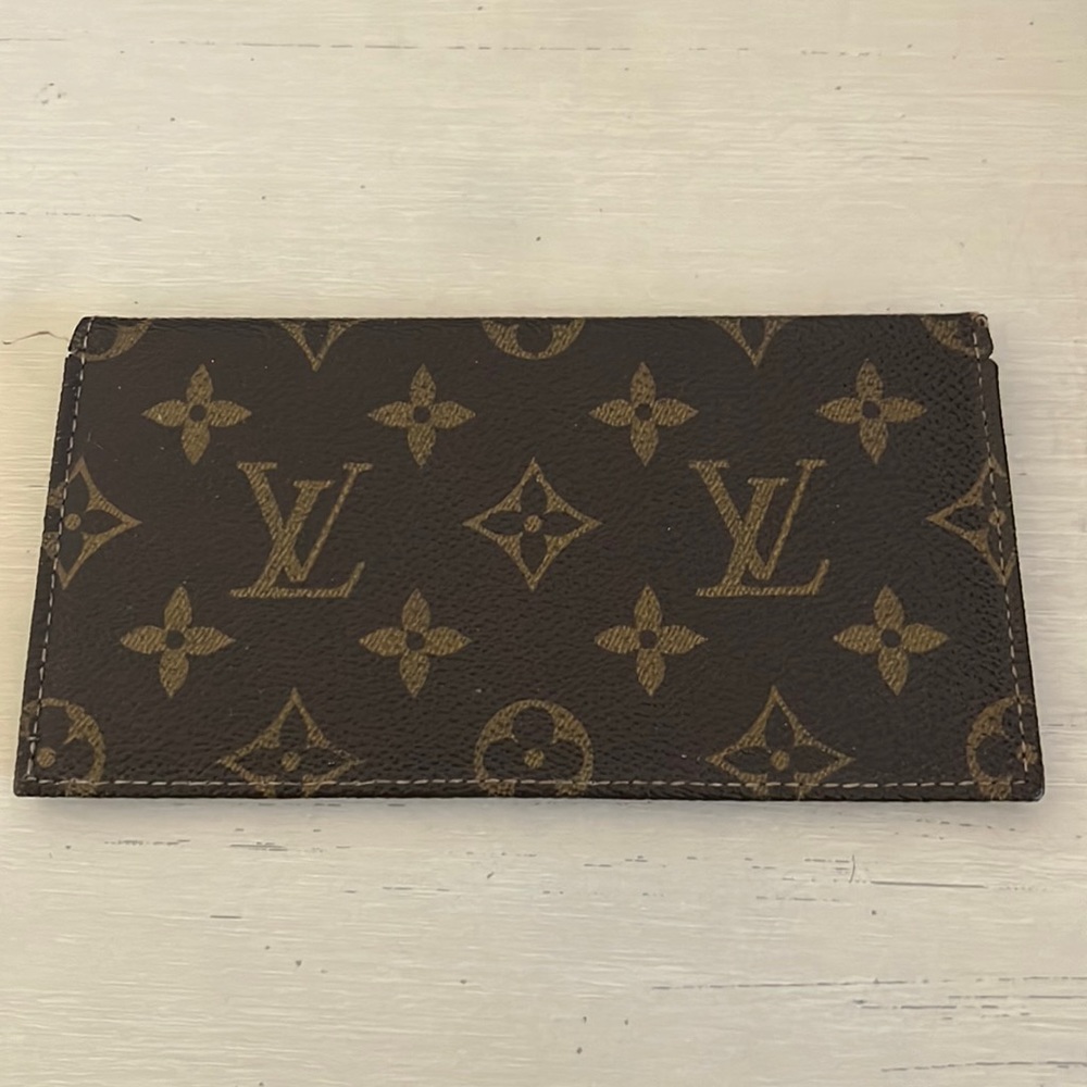 Authentic Louis Vuitton Monogram Checkbook Wallet